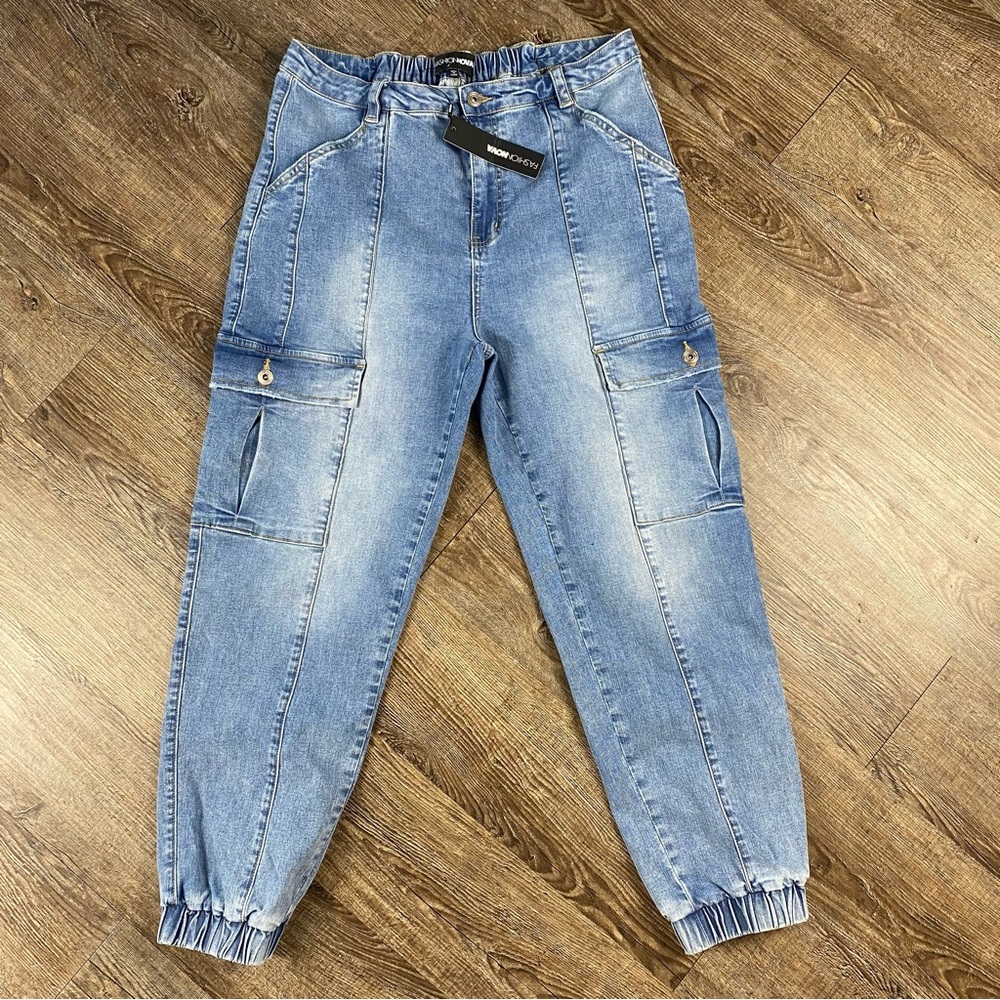 Fashion Nova Mighty Good Cargo Denim Joggers Jeans Women Size 13 Stretch